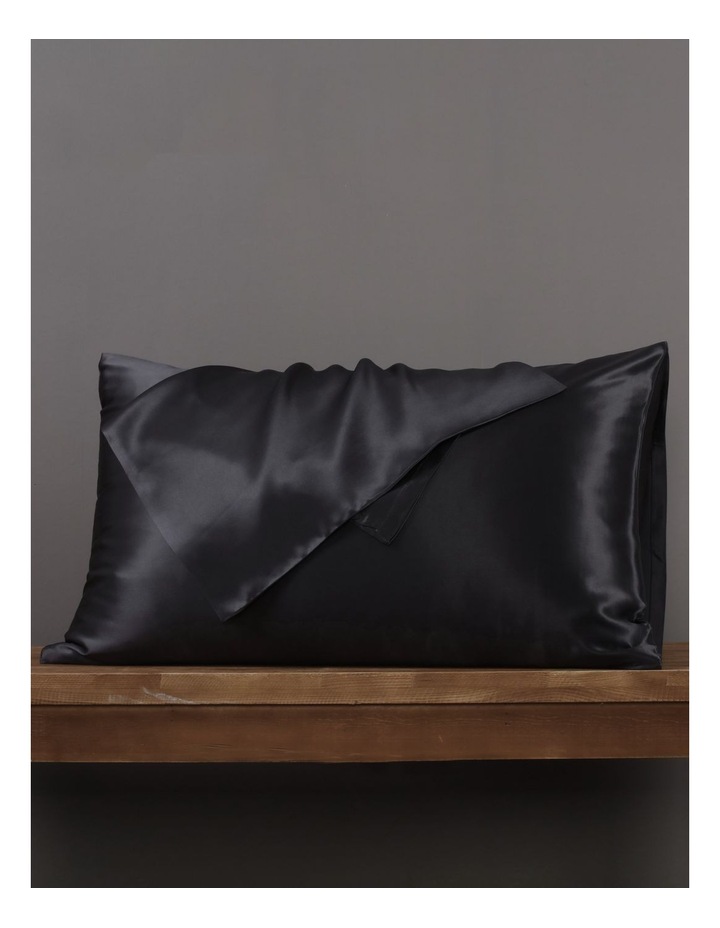 25 Momme Standard Luxe Mulberry Silk Pillowcase 48 x 73cm in Charcoal
